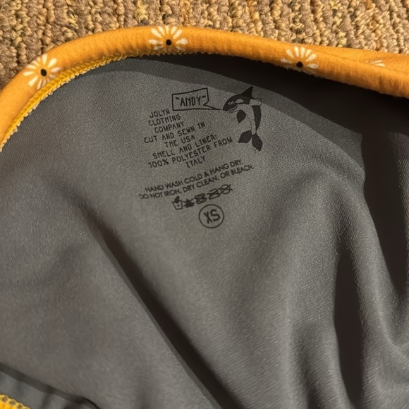 Jolyn Bikini Set in XS print Andy bottoms tomcat top flowers mustard - Picture 5 of 13